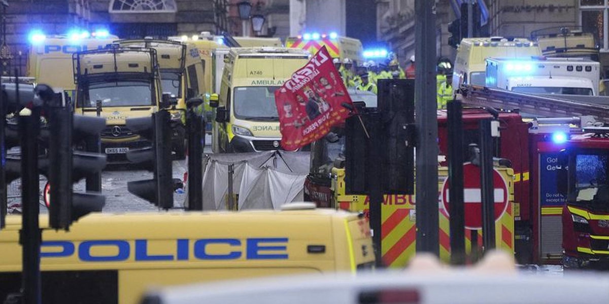 Tragedi Parade Kemenangan Liverpool, Everton Simpati