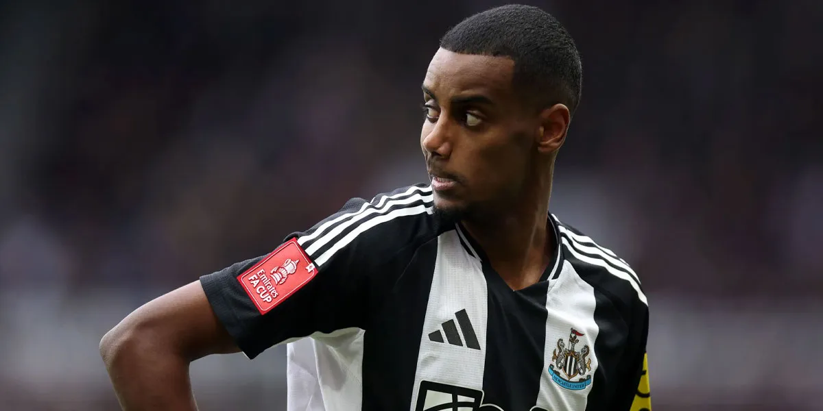 Alexander-Isak-Bakal-Absen-saat-Newcastle-United-Melawan-Liverpool
