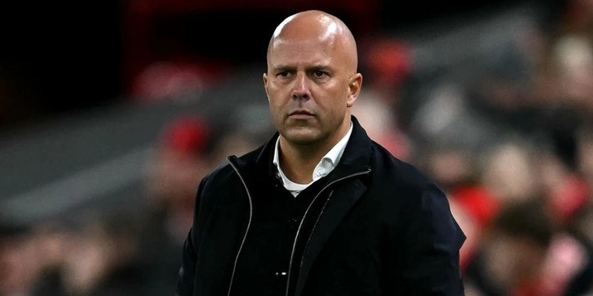 Duel-Melawan-West-Ham-Jadi-Penentu-Masa-Depan-Arne-Slot-di-Liverpool!