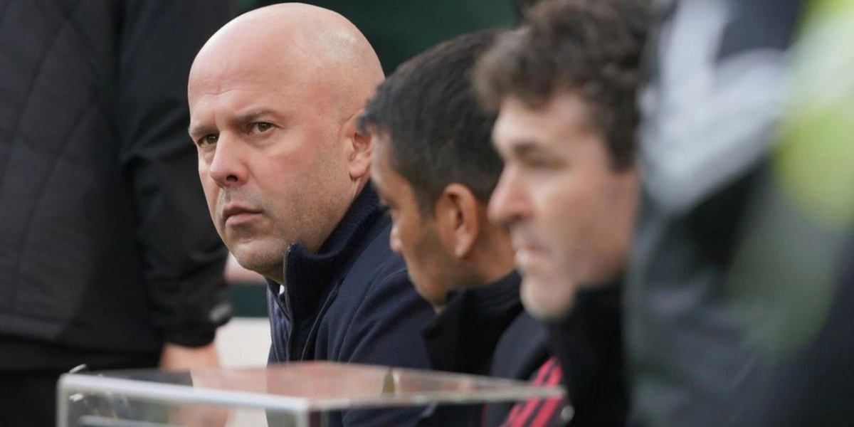 Liverpool-Bergerak-Cepat-Cari-Asisten-Baru-untuk-Arne-Slot