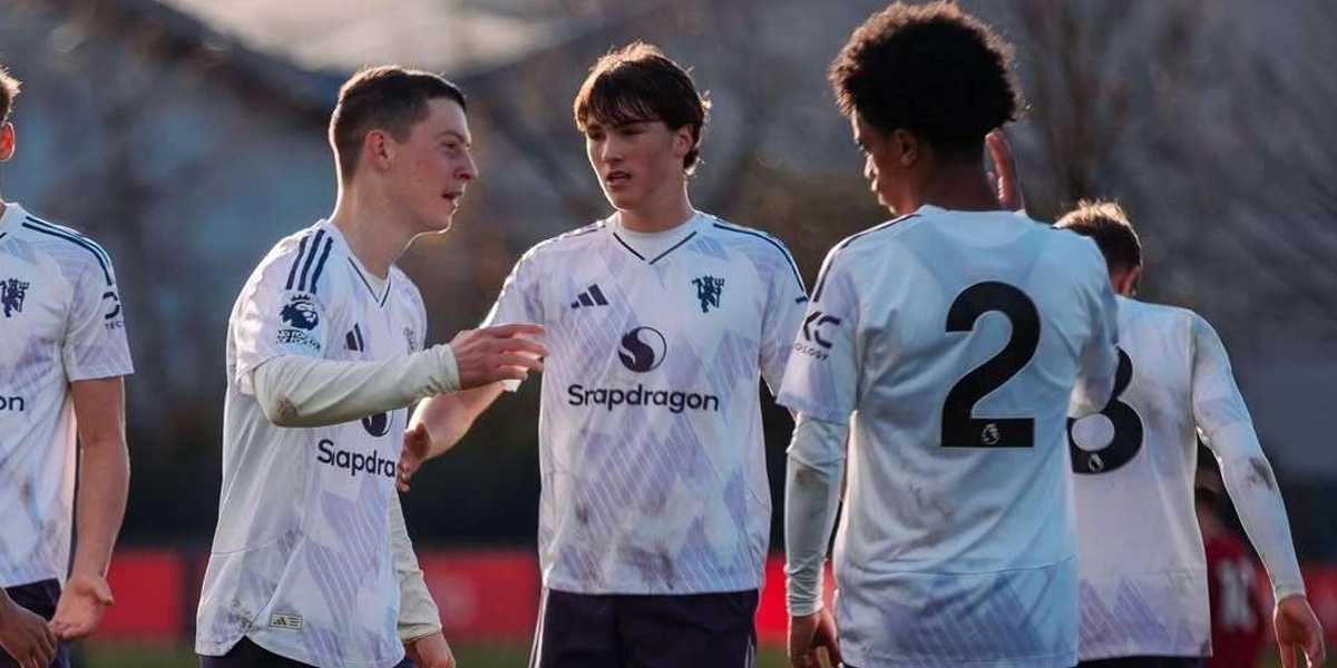 Manchester-United-U-18-Tundukkan-Liverpool-U-18-dengan-Skor-7-0