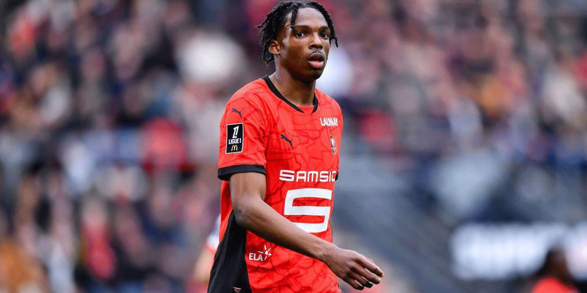 Liverpool Serius Incar Antonee Robinson dan Siap Salip Manchester United